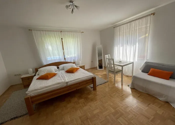 Ferienhaus At Linsendorfer